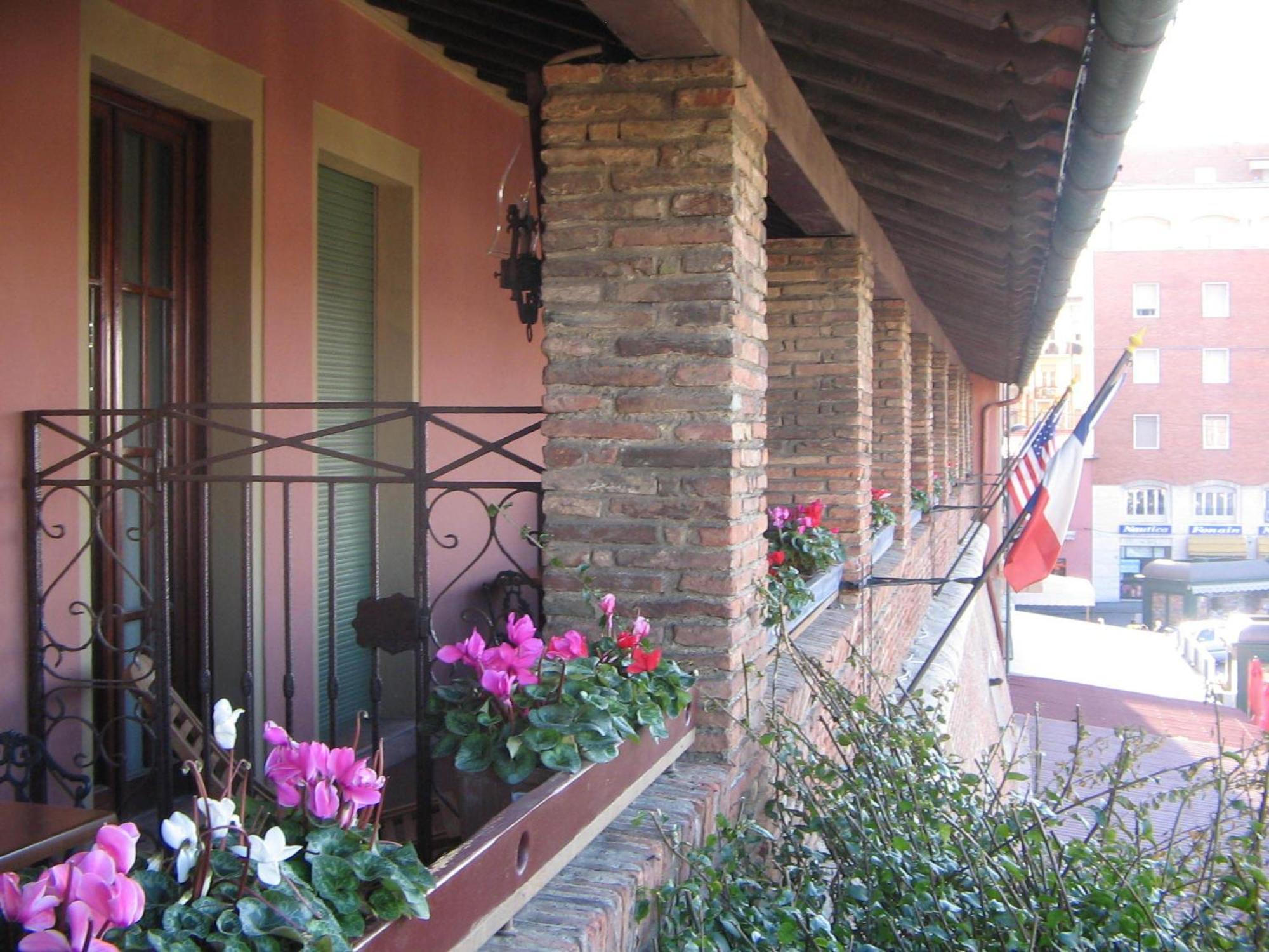 Hotel Gran Duca Ливорно Екстериор снимка