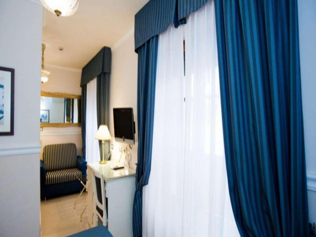 Hotel Gran Duca Ливорно Стая снимка